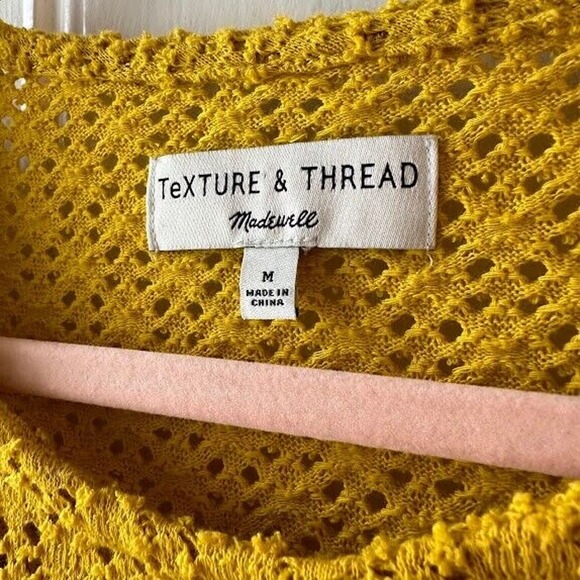 Madewell Texture & Thread Yellow Eyelet Flutter-Sleeve Top Size Medium - Picture 6 of 10